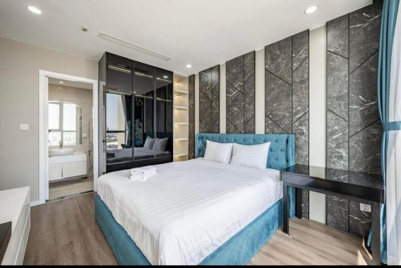 Hotel Vinhome Landmark 81 4*