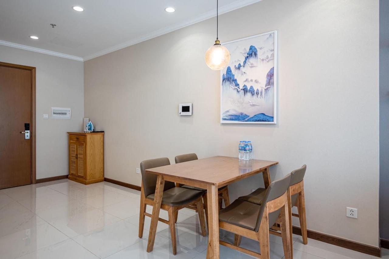 Hotel Vinhome Landmark 81 4*